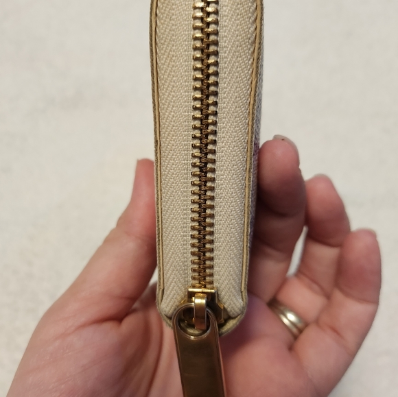 Lv zippy arzu Sold! - Picture 3 of 11